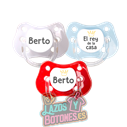 PACK DE 3 CHUPETES PERSONALIZADOS CON NOMBRE - EL REY DE LA CASA - 0 a 6 meses